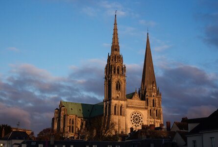 Illustration de Chartres et Ménilles : un week-end artistique
